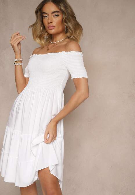 Biała Letnia Sukienka z Bawełny o Fasonie Hiszpanki z Rozkloszowanymi Falbanami Lorania