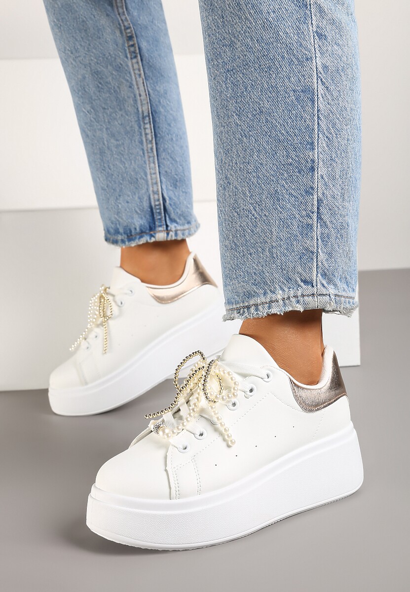 Biało-Szampańskie Sneakersy na Platformie z Perełkami i Metalowymi Kuleczkami Selavia
