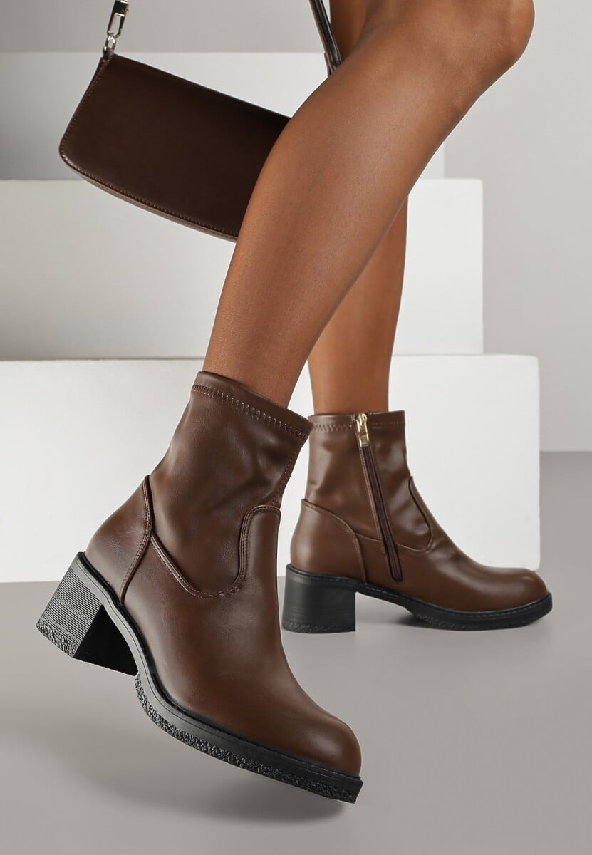 Brązowe Botki do Kostki Vices na Klocku z Dopasowaną Cholewką Alavitta