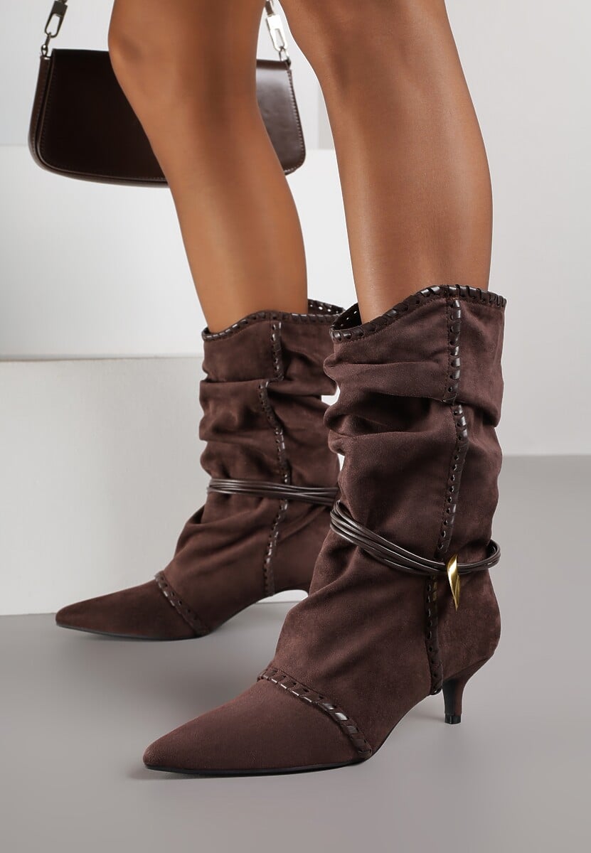 Brązowe Botki na Kaczuszce Slouchy Ozdobione Metaliczną Aplikacją i Sznurkiem Avodvire