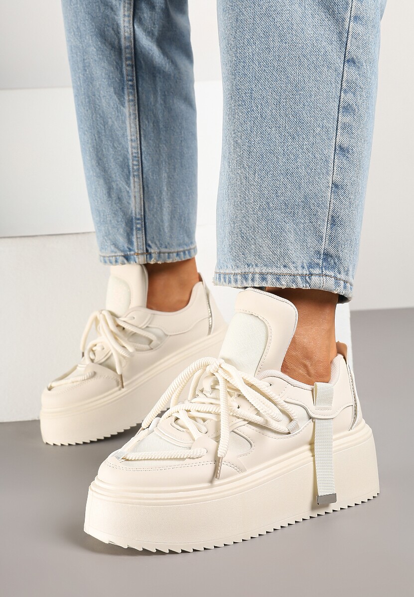 Beżowe Sneakersy na Platformie Ozdobione Sznurowaniem Vilvia