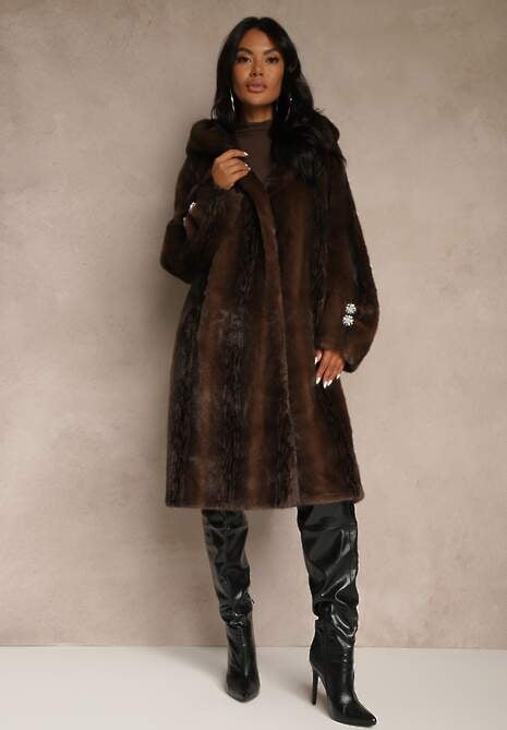 Brązowy Długi Płaszcz Futerko z Kapturem Zdobiony Eleganckimi Guzikami Esavia