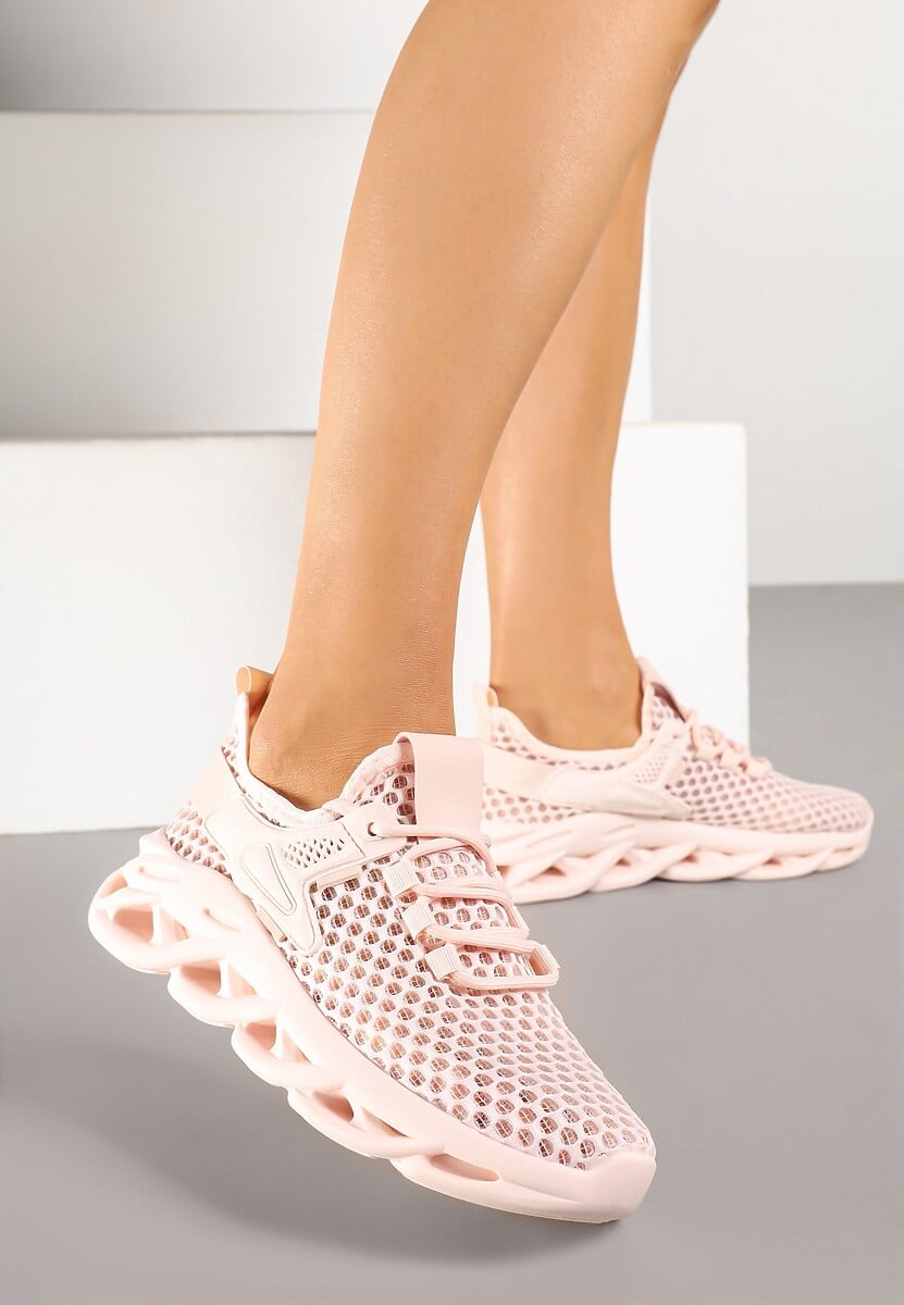 Beżowe Buty Sportowe Sneakersy na Platformie Ozdobionej Tłoczeniem Teliriella