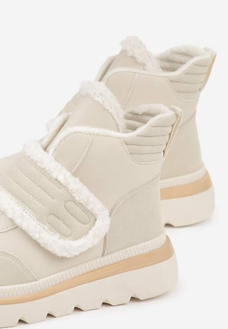 Beżowe Śniegowce Ozdobione Futerkiem i Przeszyciami Newelara