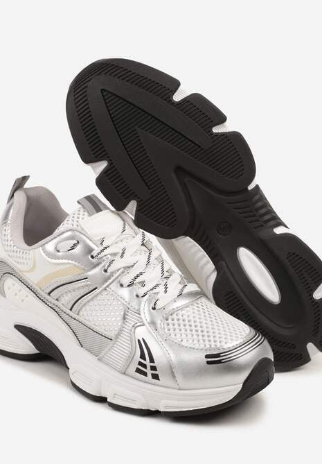 Srebrne Streetwearowe Sneakersy ze Wstawkami z Siateczki Deylisse