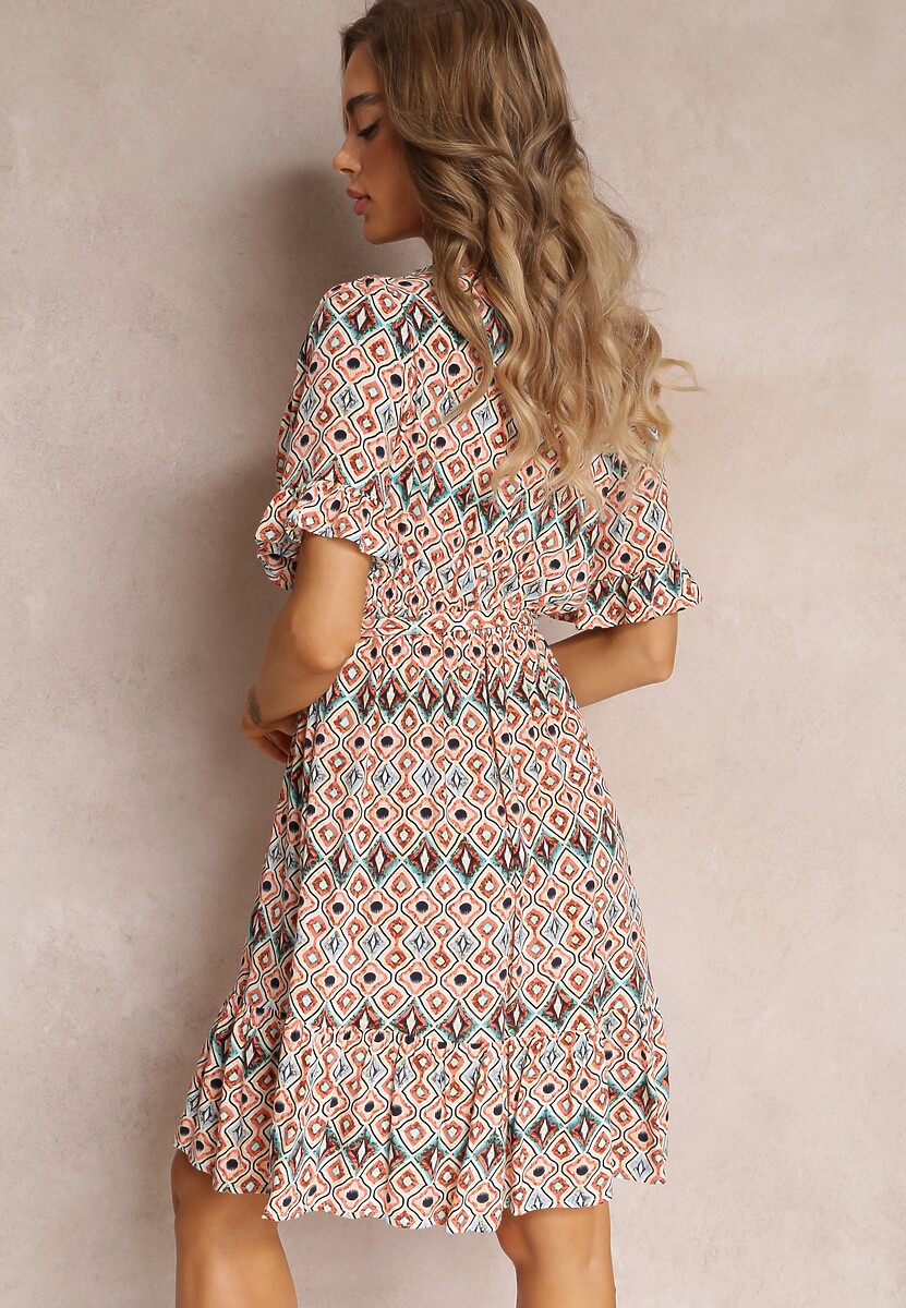 Jasnoróżowa Sukienka Mini z Gumką w Pasie i Falbanką z Wiskozy Ellison