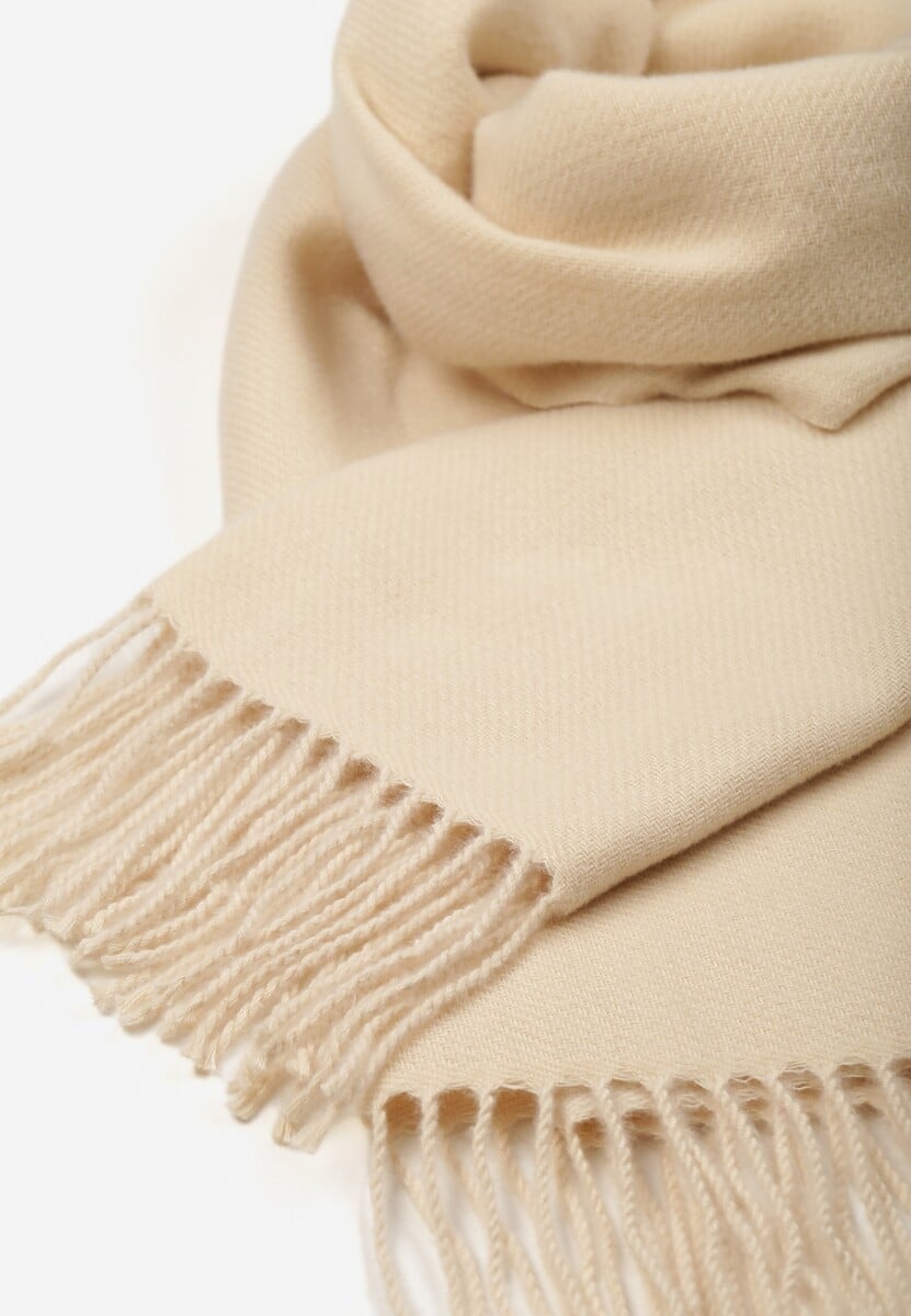 Jasnobeżowy Szalik z Bawełny i Wiskozy o Klasycznym Fasonie z Frędzlami Vetirosa