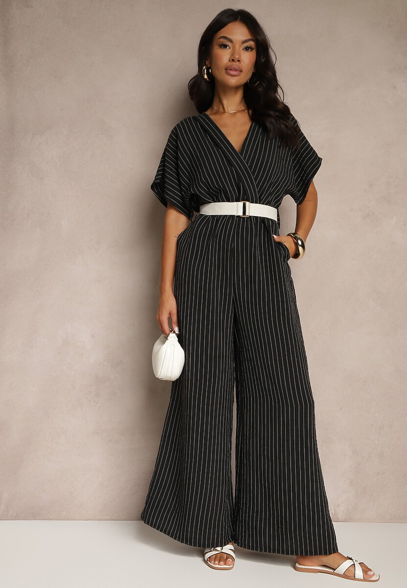 Czarny Kopertowy Kombinezon z Nietoperzowymi Rękawami i Paskiem Tollamira