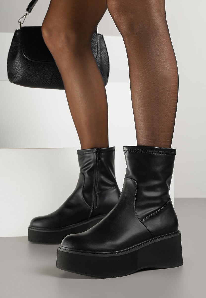 Czarne Botki Vices na Platformie w Stylu Cyber Rivitte