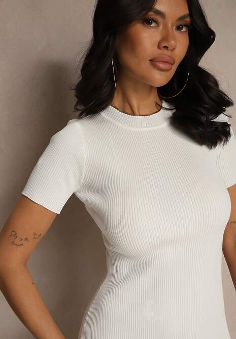 Biała Sukienka Prążkowana Ozdobiona Koronką Lorzedi