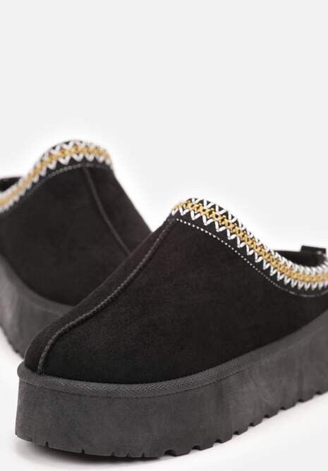 Czarne Krótkie Śniegowce na Platformie Ozdobione Haftowaną Lamówką Brandise