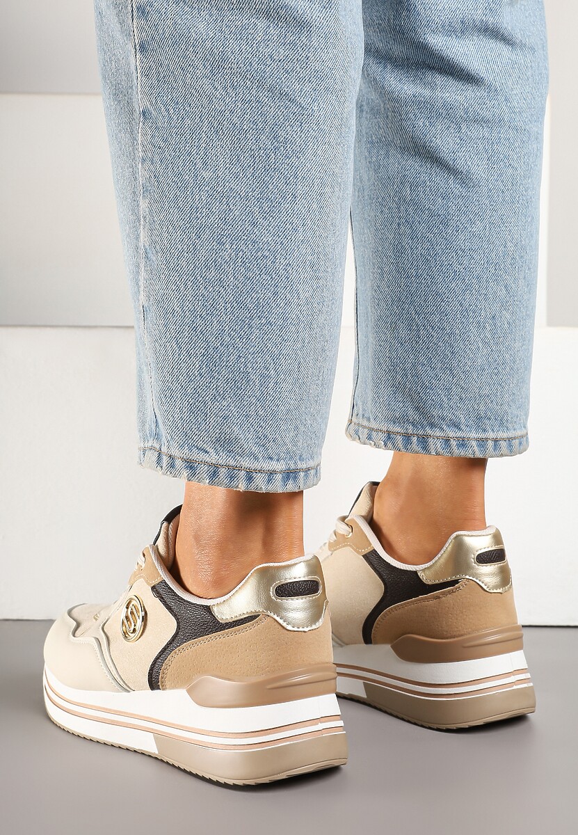 Beżowe Sneakersy na Platformie z Metaliczną Ozdobą Roniane