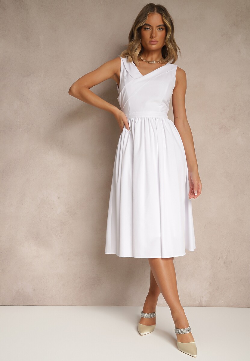 Czarna Basicowa Sukienka Vices o Rozkloszowanym Kroju Tolaneia