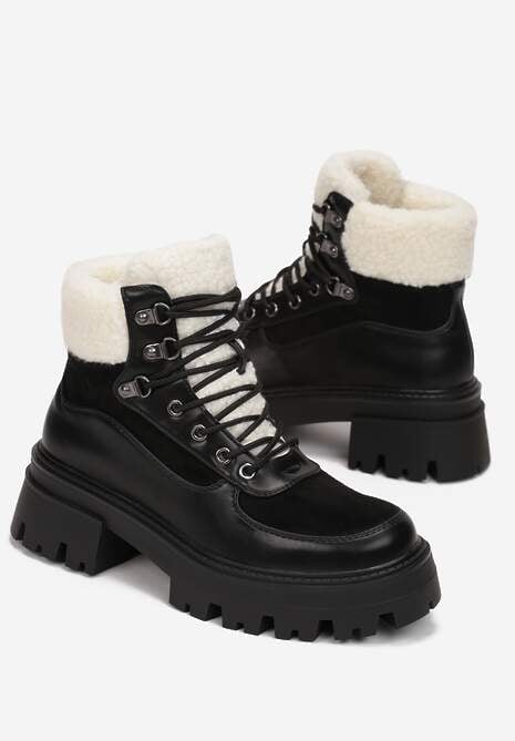 Czarne Sznurowane Traperki na Płaskiej Podeszwie z Futerkiem Alita