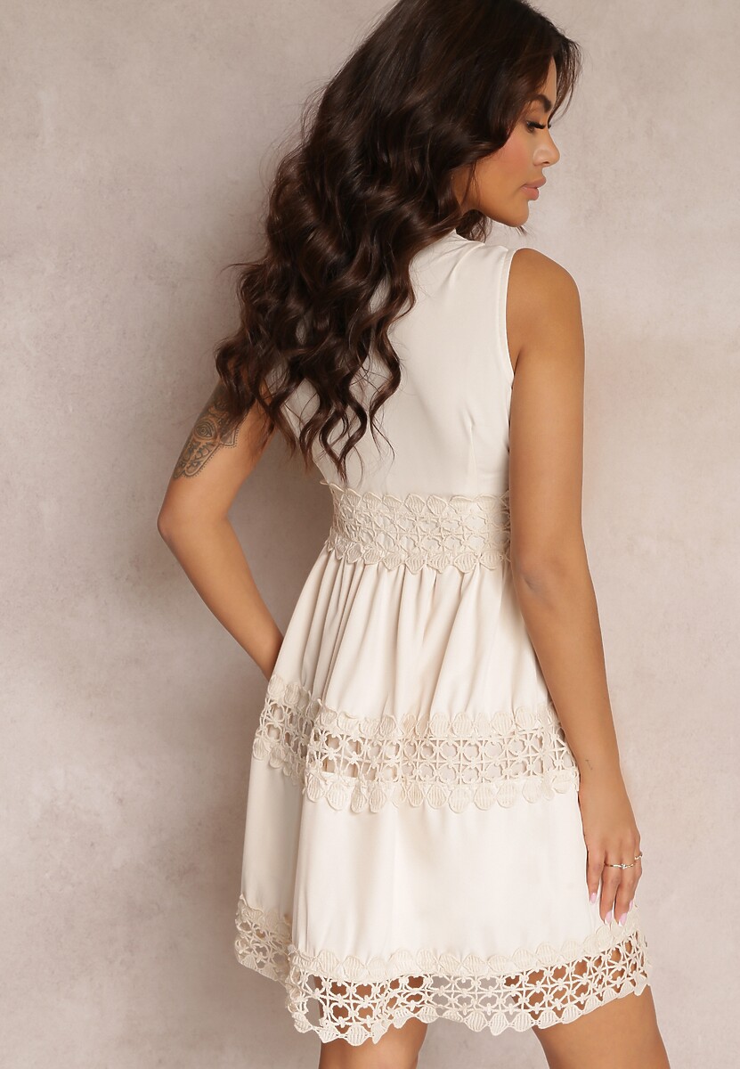 Jasnobeżowa Sukienka Athethra