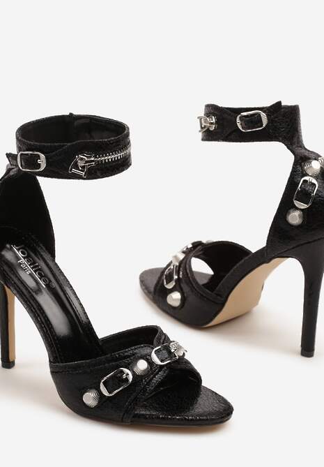 Czarne Sandały na Szpilce z Ozdobnym Suwakiem i Metalicznymi Klamrami Zefine