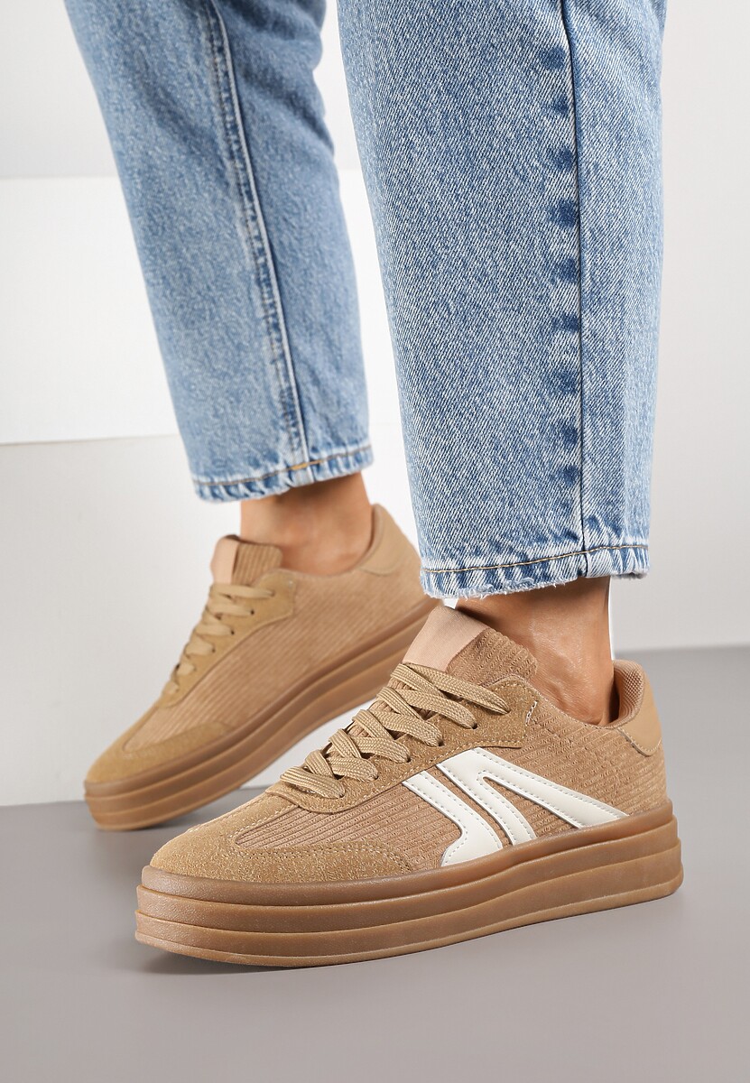 Ciemnobeżowe Sneakersy Tenisówki na Platformie z Tłoczeniem i Geometrycznym  Motywem Kialie