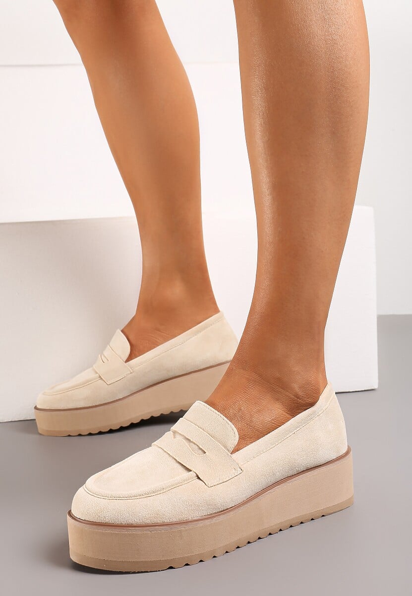 Beżowe Półbuty w Stylu Mokasynów z Imitacji Zamszu na Platformie Vhisper