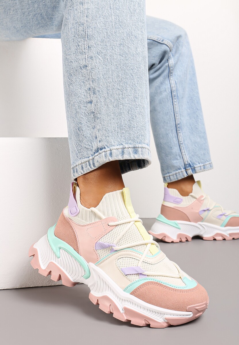 Różowe Sneakersy w Skarpetkowym Stylu z Elastycznym Wiązaniem i Tłoczoną Podeszwą Ielene