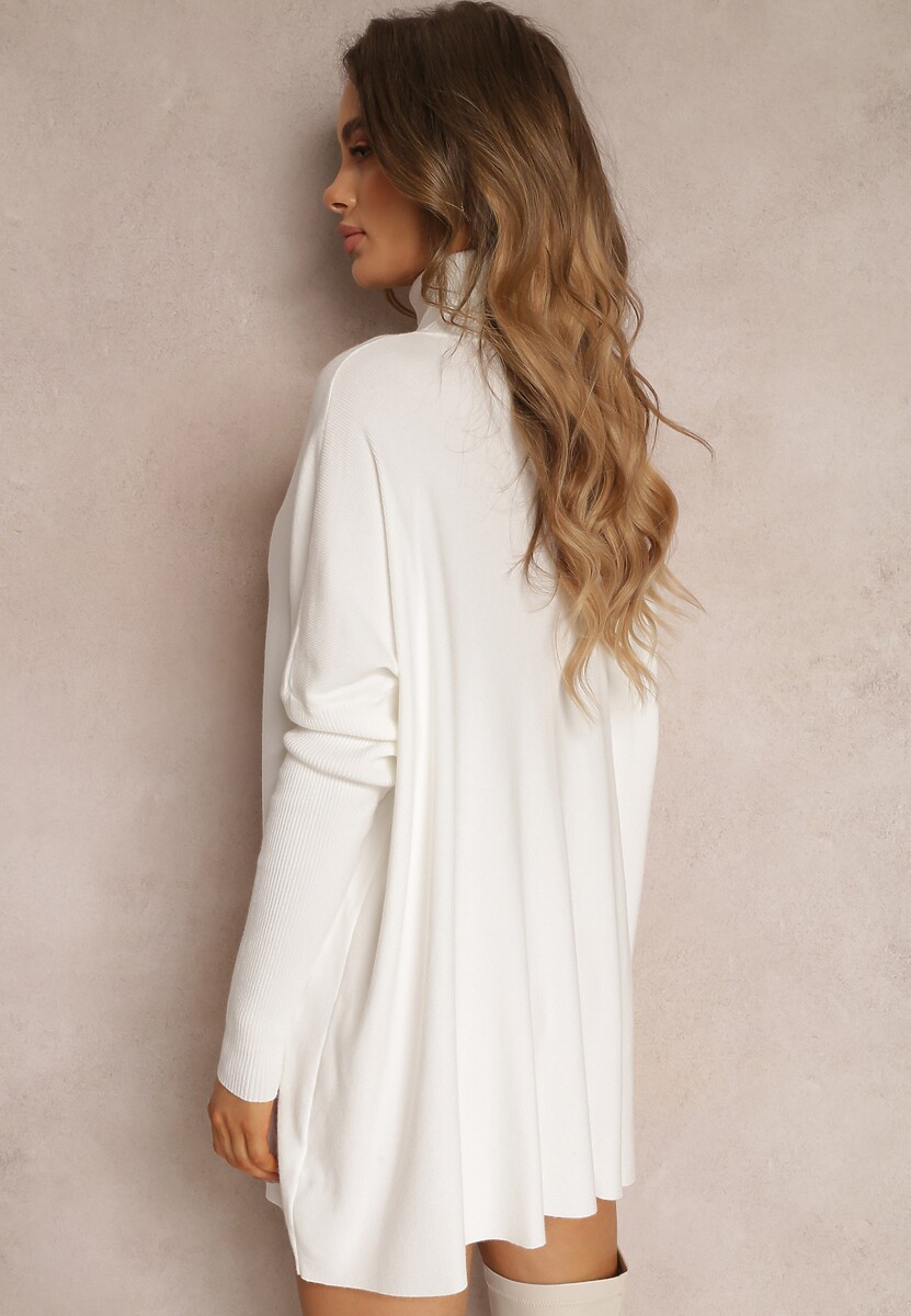 Biały Golf Dzianinowy z Długim Rękawem Halaian