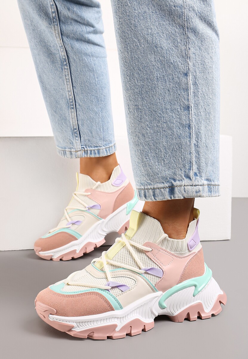 Różowe Sneakersy w Skarpetkowym Stylu z Elastycznym Wiązaniem i Tłoczoną Podeszwą Ielene