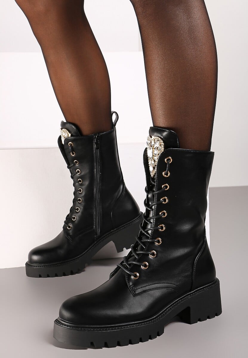 Czarne Botki Workery z Serduszkiem z Błyszczących Cyrkonii Fessalia