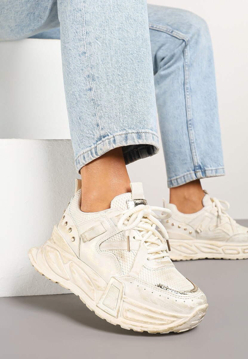 Beżowe Sneakersy na Platformie z Ozdobnym Tłoczeniem Lurine