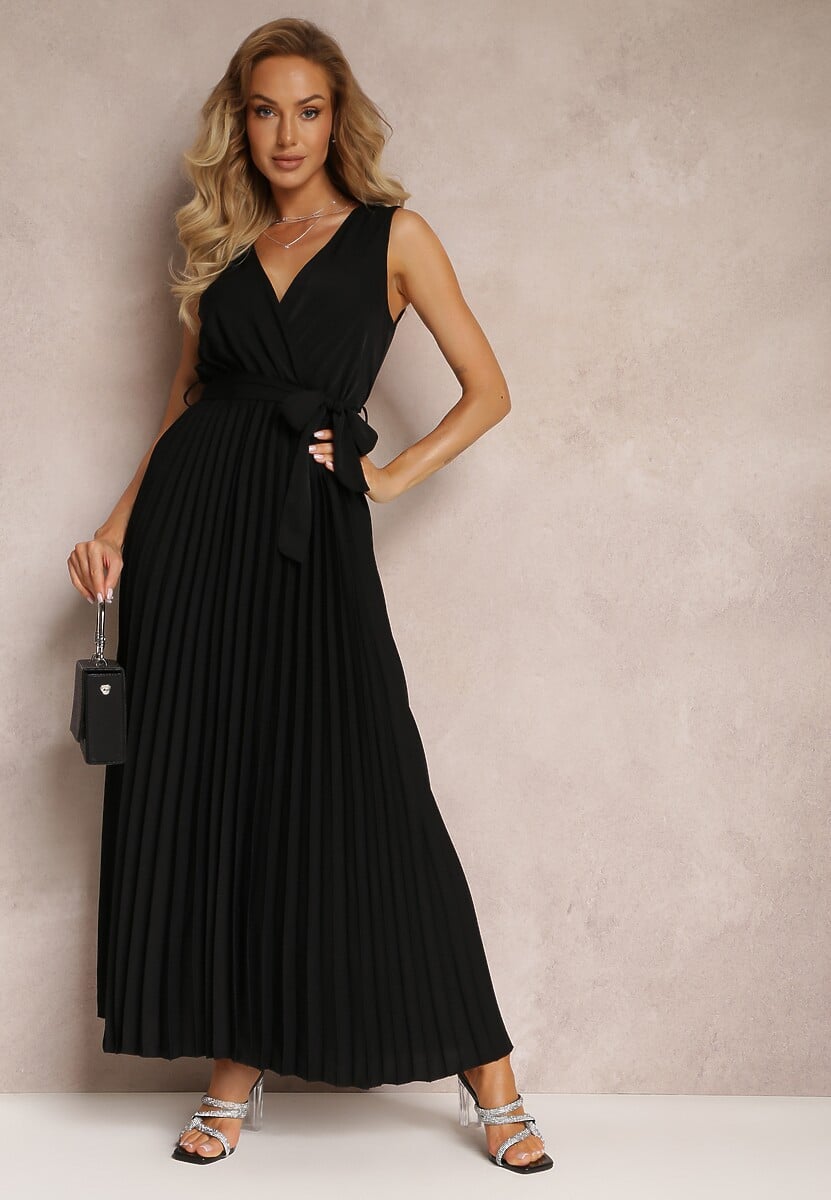 Czarna Rozkloszowana Sukienka Maxi z Plisowanym Dołem i Gumką w Talii Sare