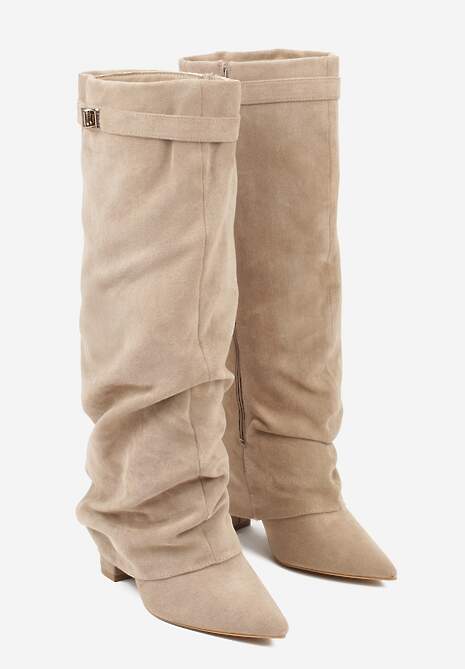 Ciemnobeżowe Marszczone Kozaki na Słupkowym Obcasie z Wywiniętą Cholewką Runella
