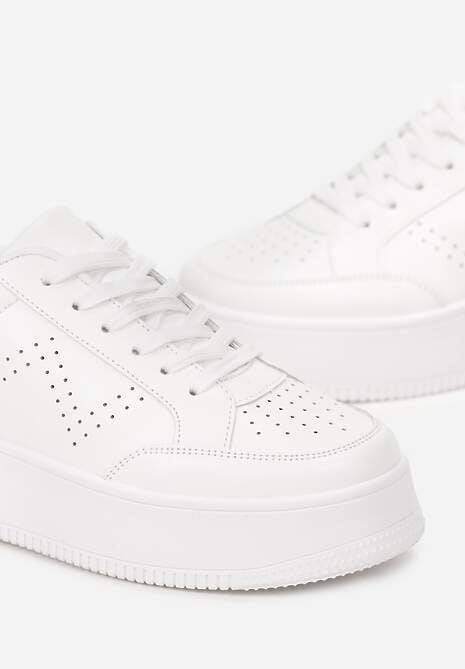 Białe Sneakersy z Perforacją na Platformie Treresa