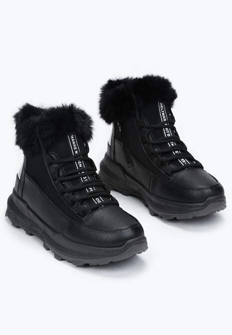 Czarne Traperki Sportowe z Futerkiem Sanevi