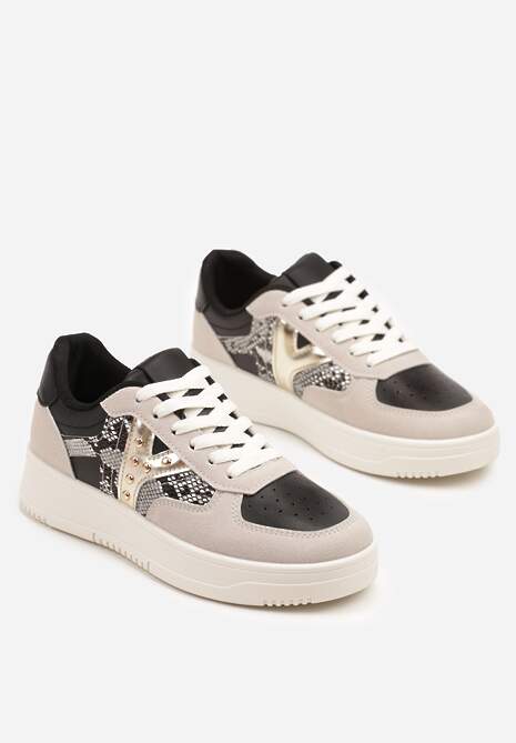 Czarno-Beżowe Sneakersy Zdobione Metaliczną Aplikacją i Imitacją Skóry Węża Sarivane