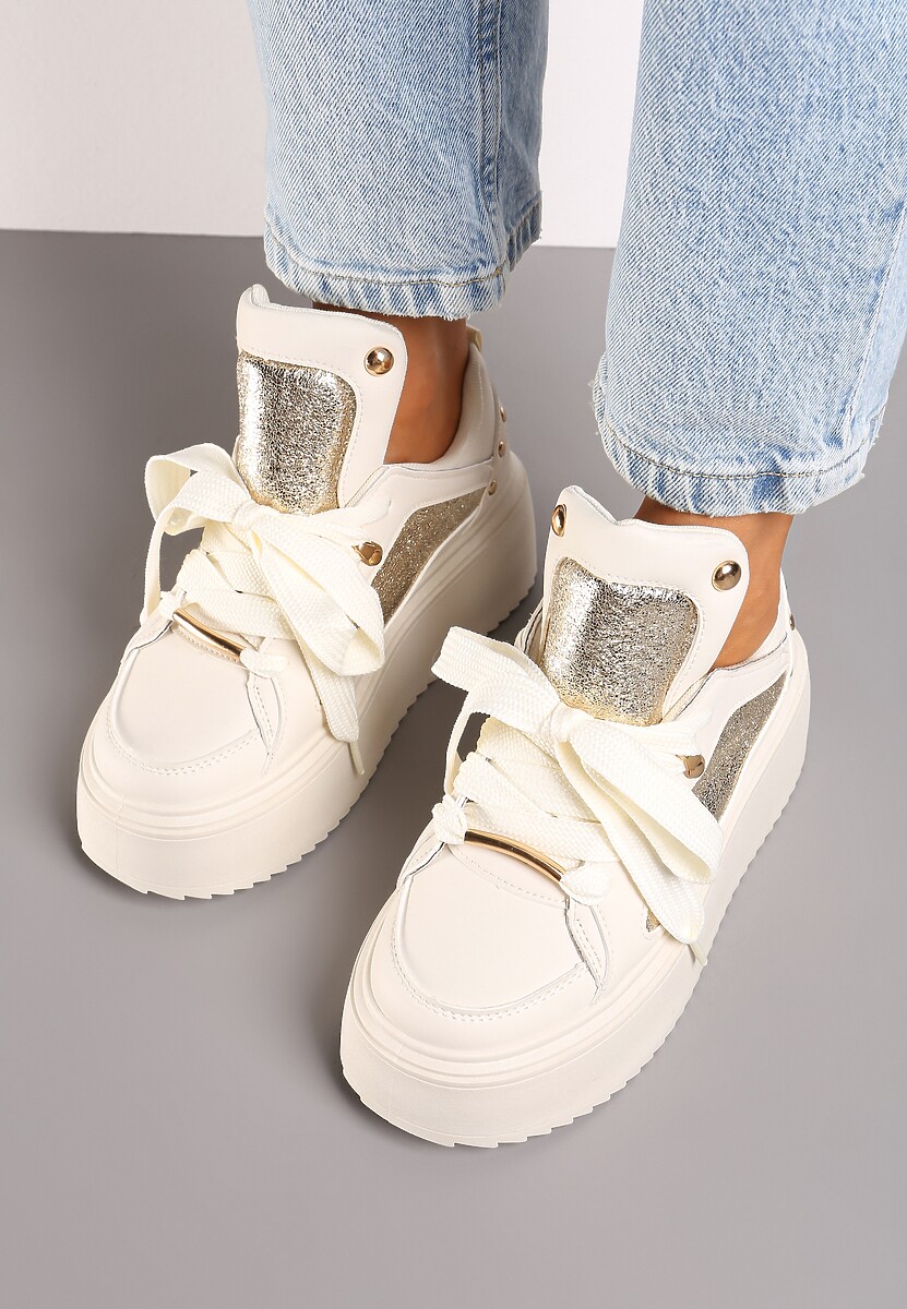 Beżowe Sneakersy na Platformie Ozdobione Nitami i Metalicznymi Elementami Azista