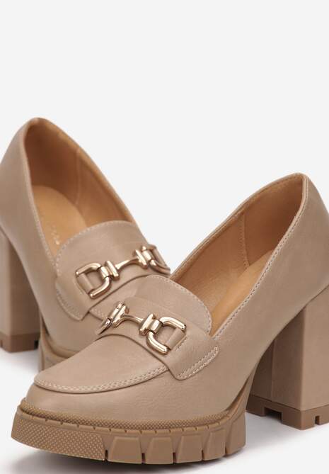 Ciemnobeżowe Półbuty z Metalową Aplikacją na Kwadratowym Wysokim Słupku i Platformie Viama