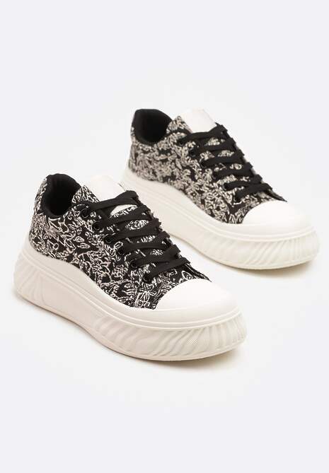 Czarne Trampki na Platformie z Tłoczeniem Ozdobione Abstrakcyjnym Wzorem Desanovia