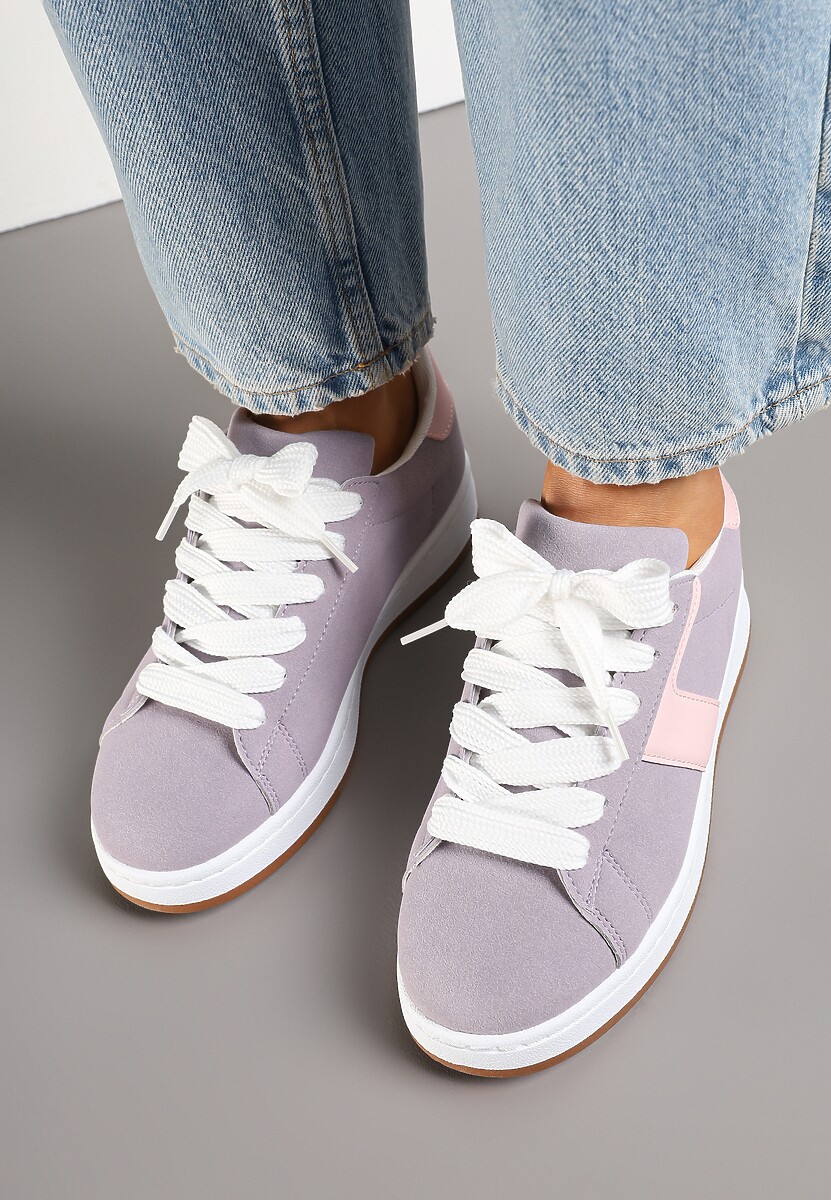 Fioletowe Sneakersy z Geometrycznym Motywem Taniffia