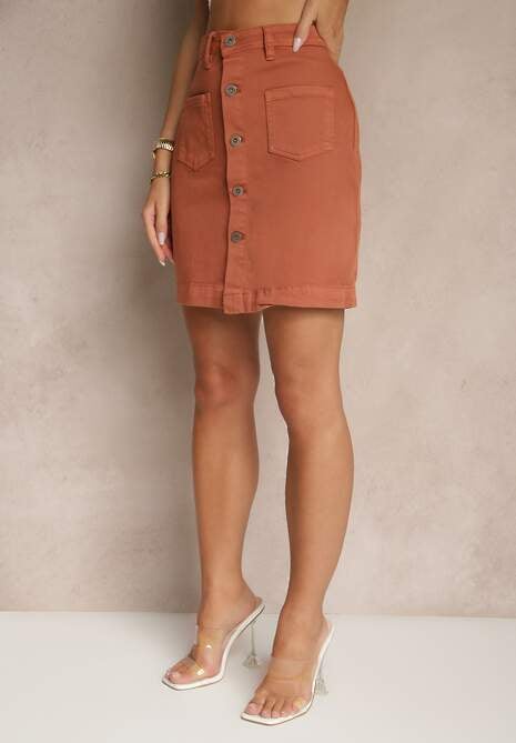 Jasnobrązowa Bawełniana Spódnica Trapezowa Ozdobiona Guzikami i Kieszeniami Ralenissa