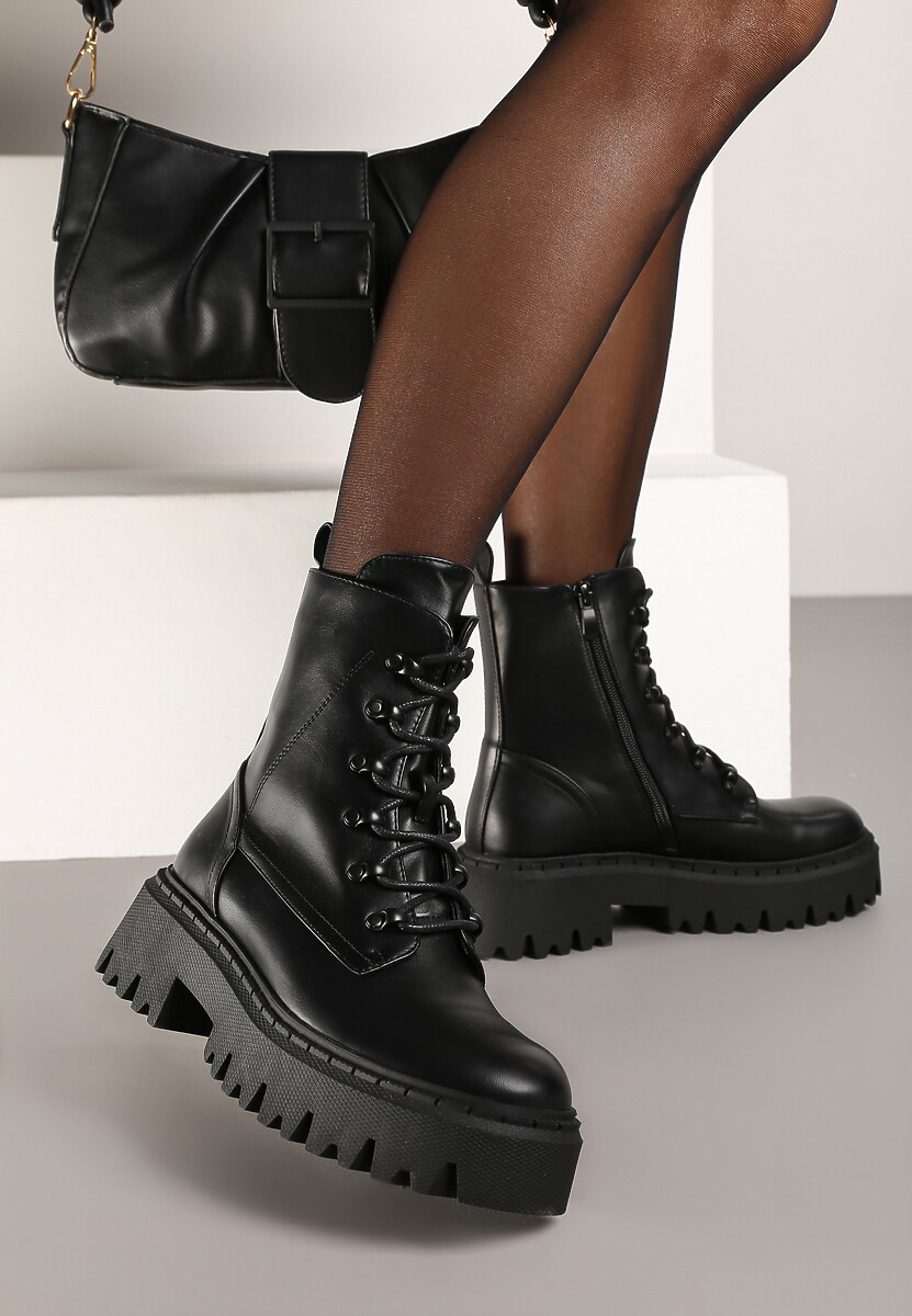 Czarne Ocieplane Botki Workery na Płaskiej Podeszwie ze Sznurowaniem Berilea