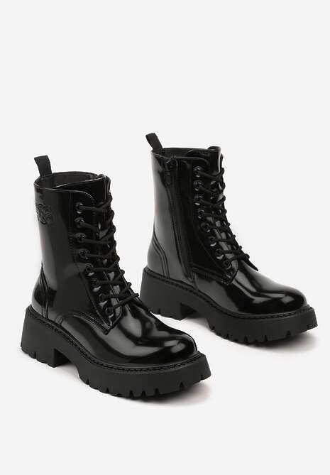 Czarne Lakierowane Sznurowane Botki Vices na Platformie w Stylu Workerów Ozdobione Tłoczeniem Neavilora