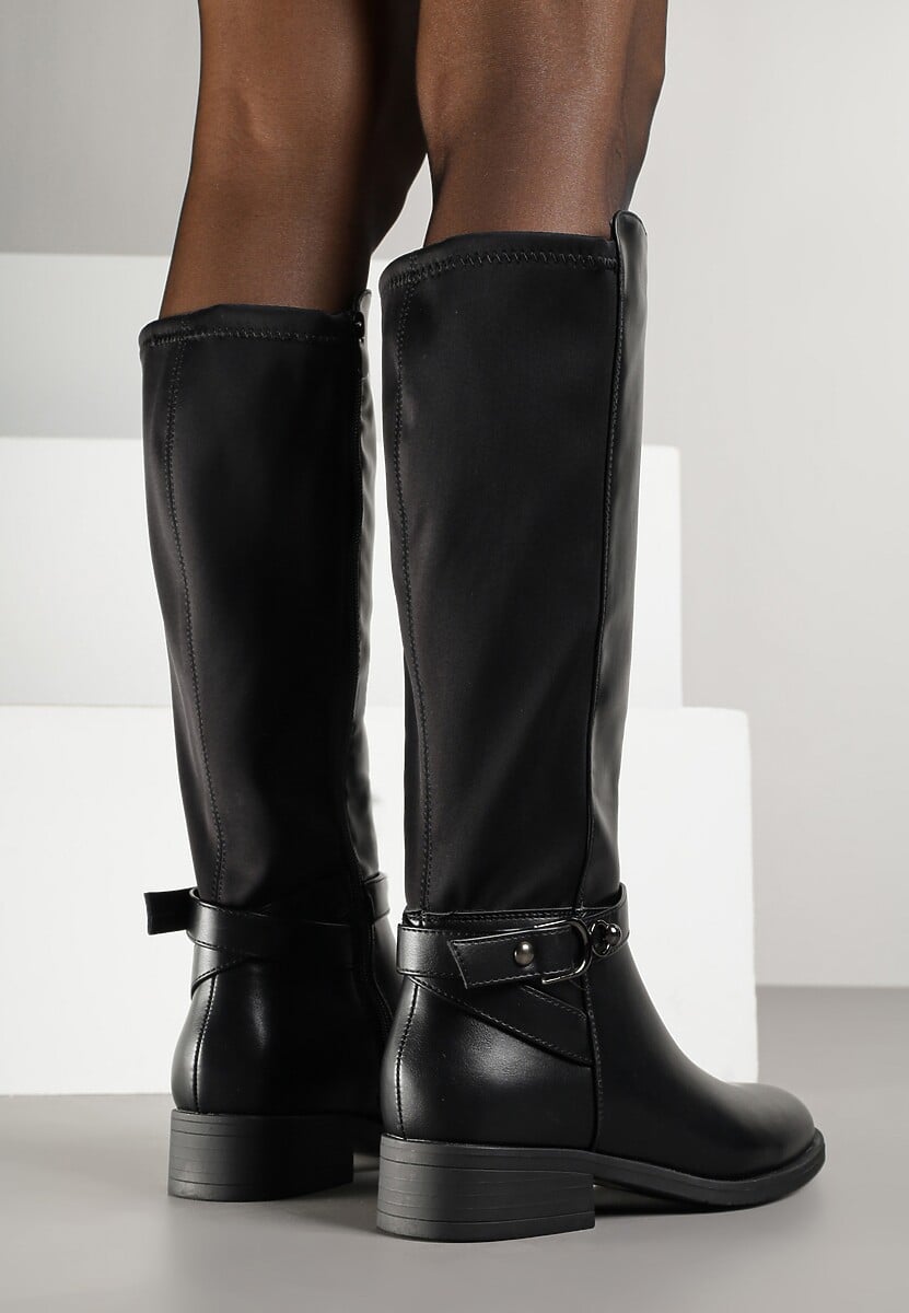 Czarne Kozaki w Stylu Oficerek Ozdobione Klamrami Otima