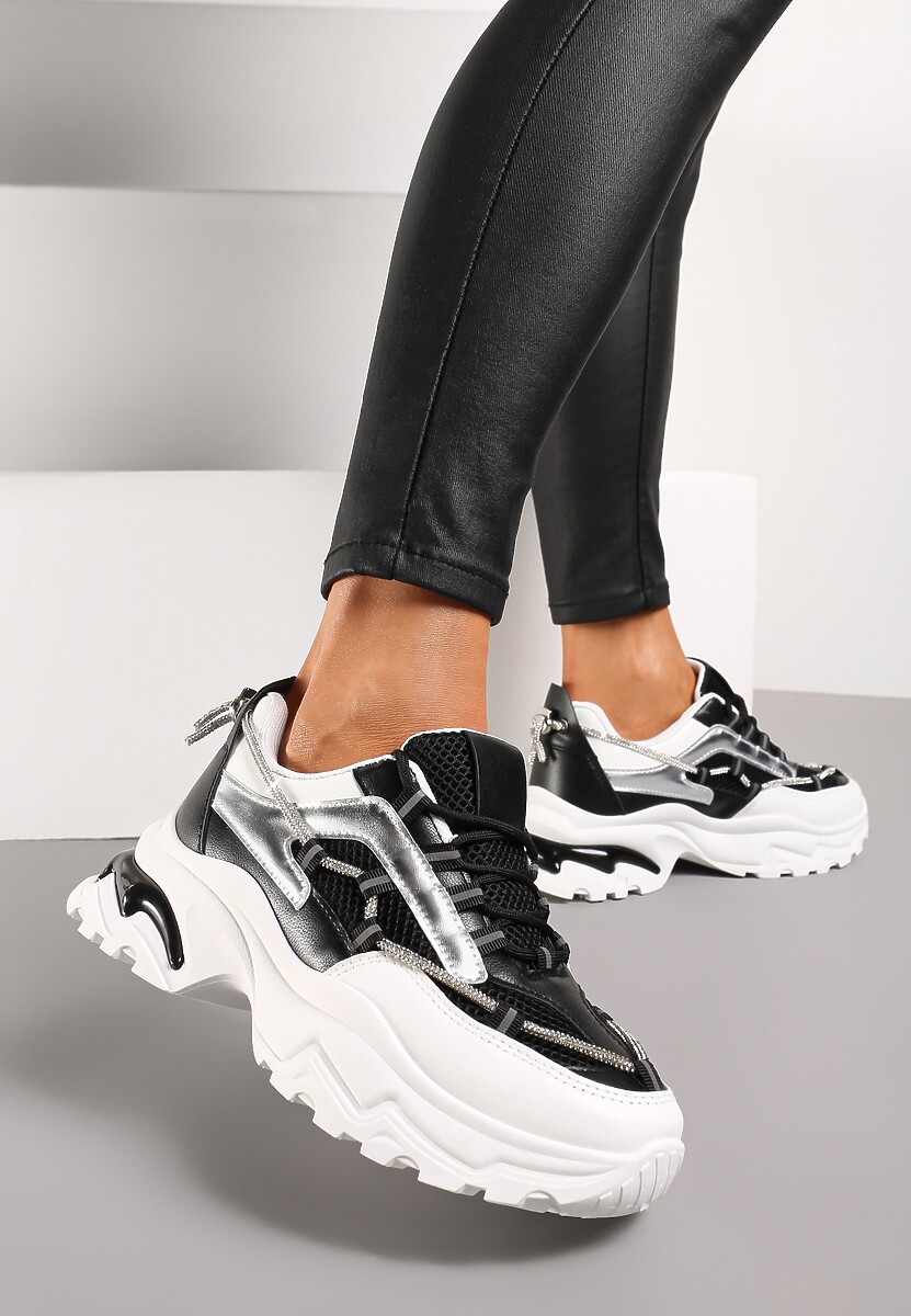 Czarno-Białe Sneakersy z Ozdobnym Sznurkiem i Cyrkoniami na Grubej Podeszwie Fionalee