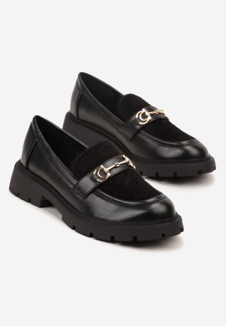 Czarne Mokasyny z Metaliczną Aplikacją Riluvia