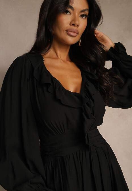 Czarna Rozkloszowana Sukienka z Wiskozy Zdobiona Falbankami Davea