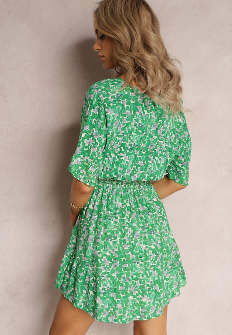 Zielona Rozkloszowana Sukienka Mini z Wiskozy Ozdobiona Falbanką z Gumką w Talii Etase