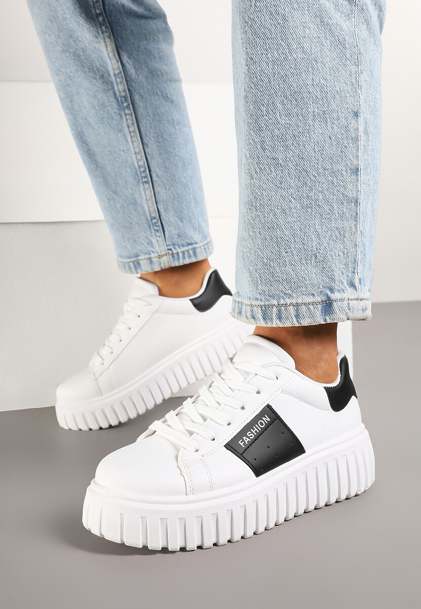 Białe Sneakersy na Tłoczonej Platformie Ozdobione Pasem Eleandelle