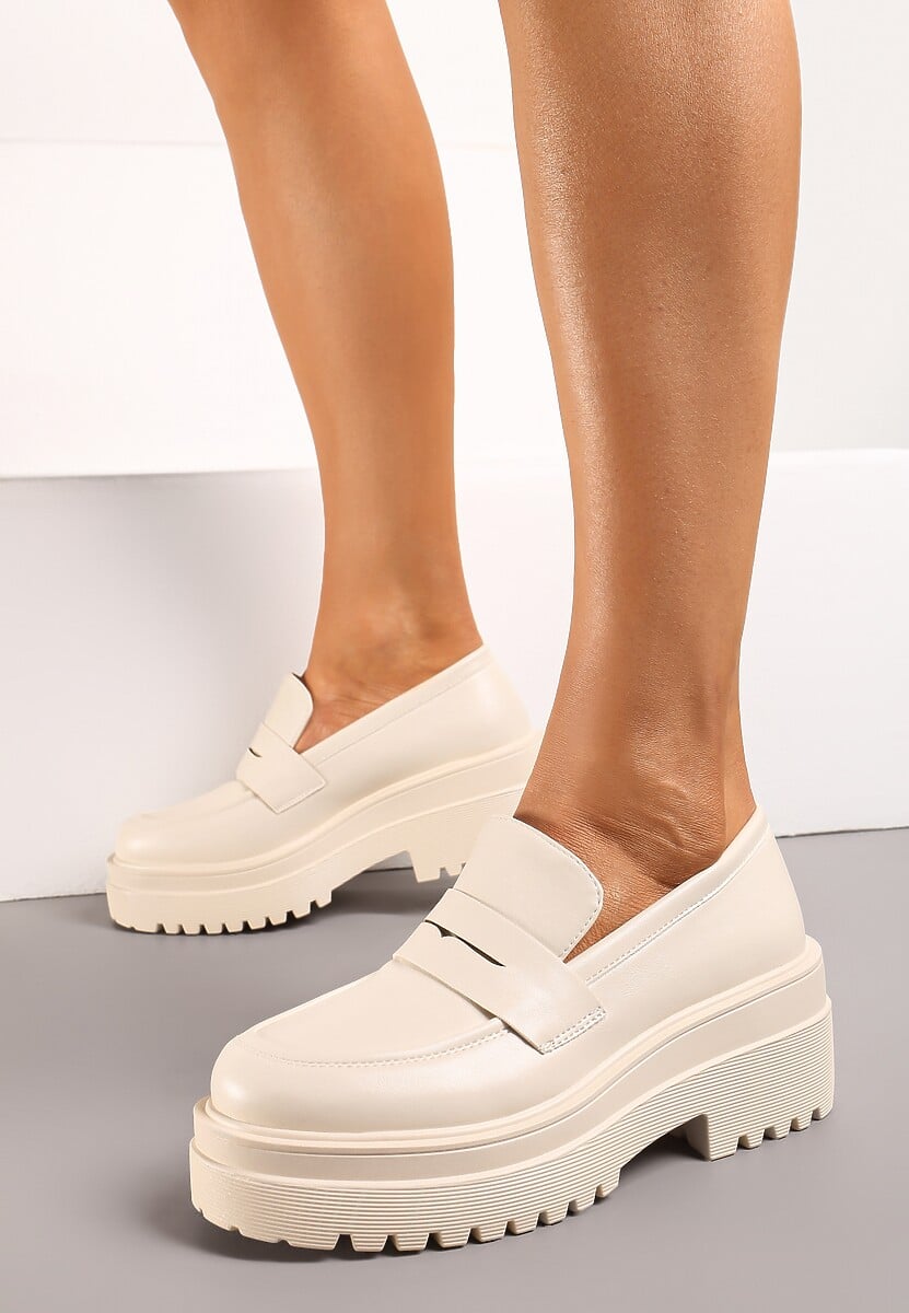 Beżowe Mokasyny na Żłobionej Platformie z Paskiem z Wycięciem Sacreva