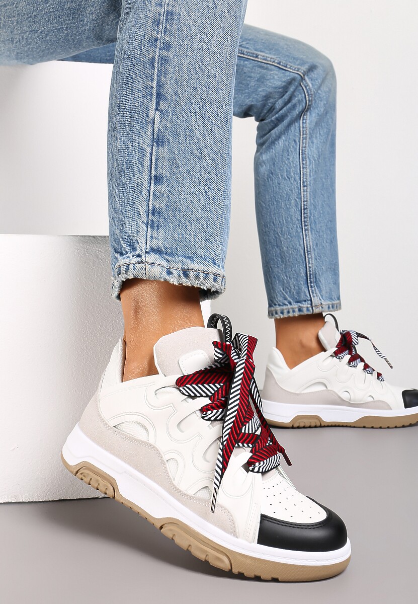 Biało-Czarne Sneakersy Ozdobione Brokatem z Oryginalnym Sznurowaniem Patricie