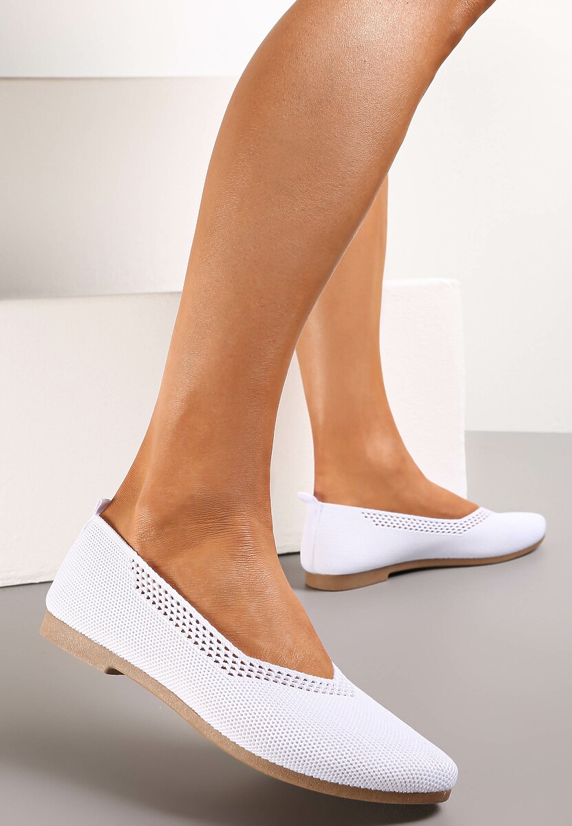 Białe Płaskie Balerinki Plecione z Ozdobnymi Wycięciami Daniya