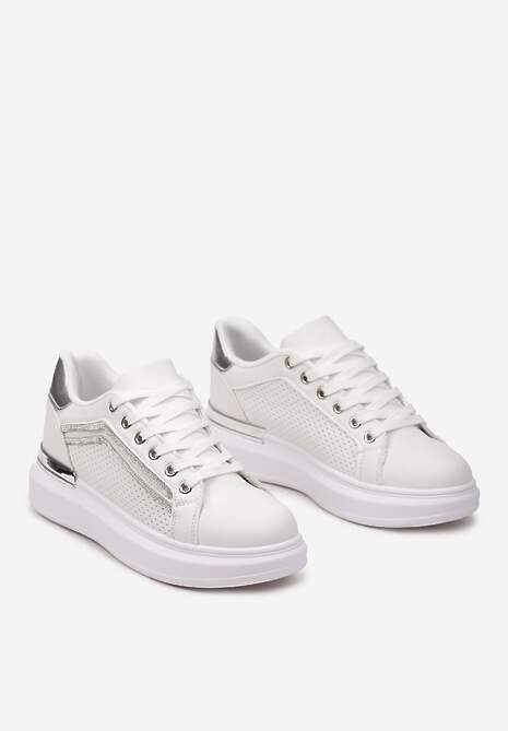 Biało-Srebrne Sneakersy na Platformie z Perforacją i Lamówkami z Cyrkoniami Zumina