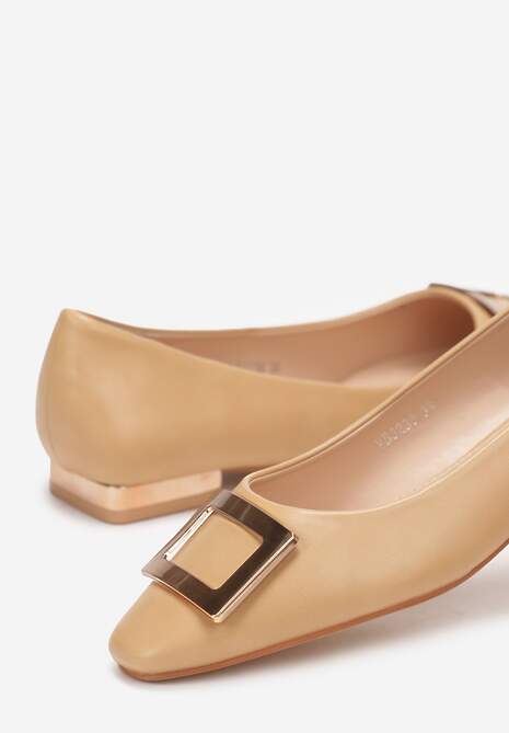 Brązowe Balerinki z Metalową Ozdobą na Płaskim Obcasie Nibraca